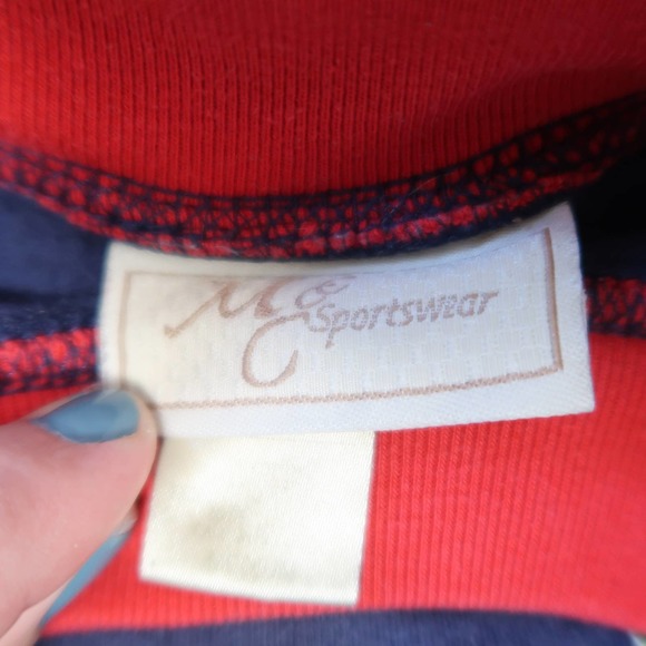 Vintage 90s navy blue bird grandma funny embroidered crewneck sweatshirt M - Picture 4 of 4